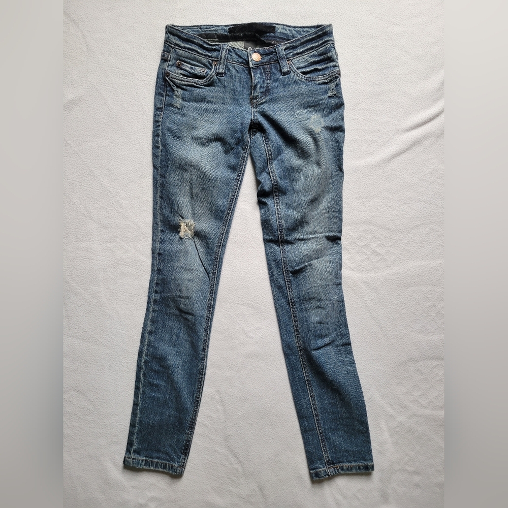 Refuge distressed jeans, Juniors size 0 or 1, see measurements